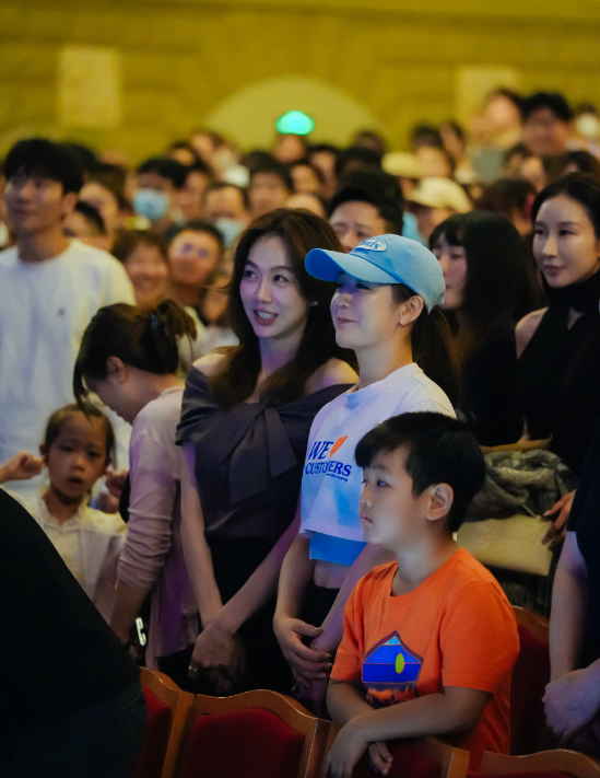 参加了一些, com 参加了一些, com