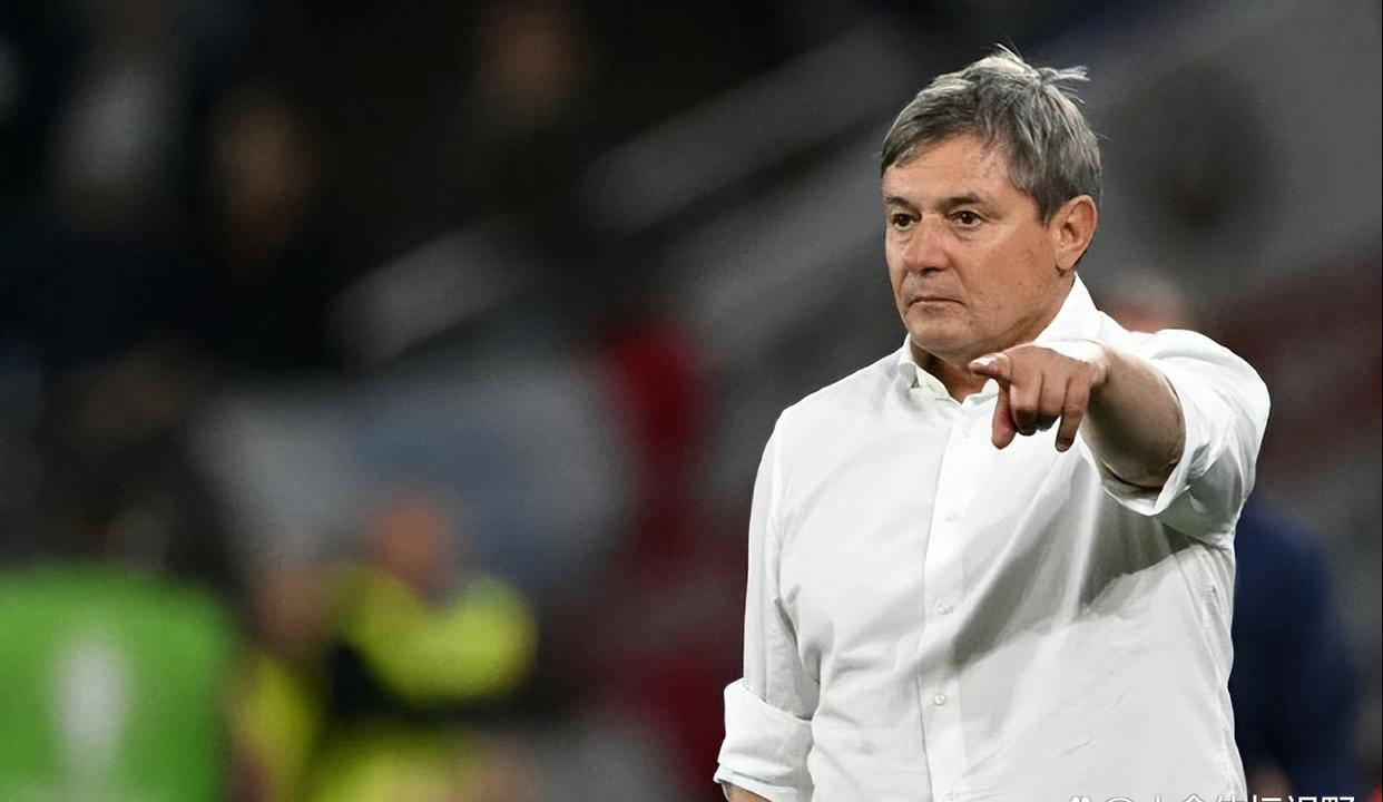 教练带领球, cn, 尔维亚在K 教练带领球, cn, 尔维亚在K